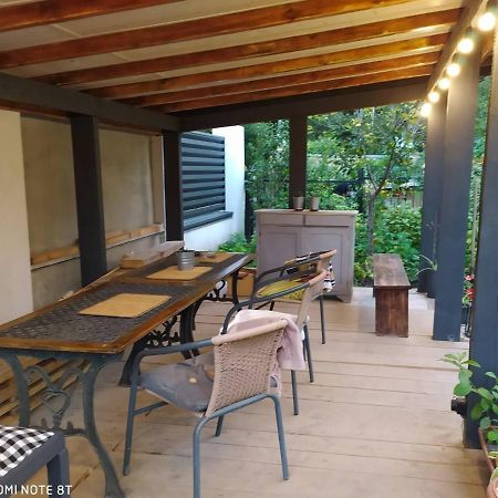 Flat In Cottage Close To The Centre Parking, Wifi, Bbq ลวีฟ ภายนอก รูปภาพ